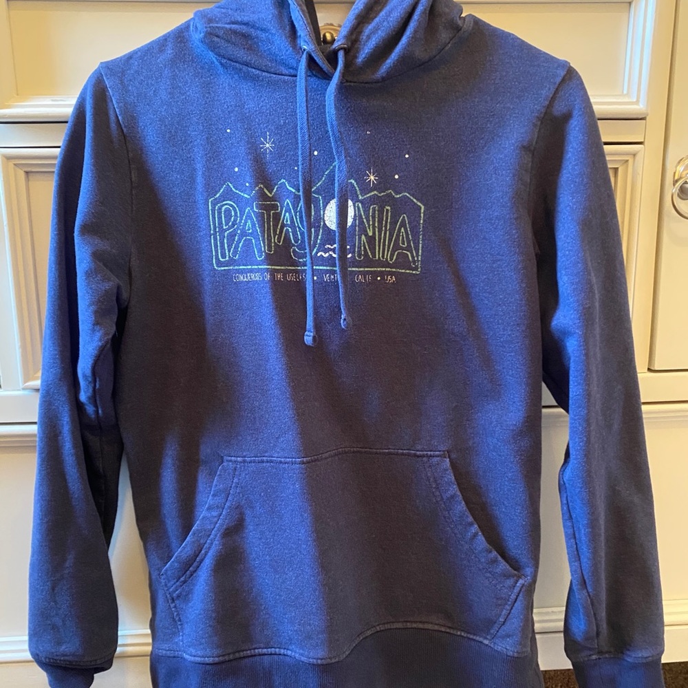 Patagonia women’s hoodie